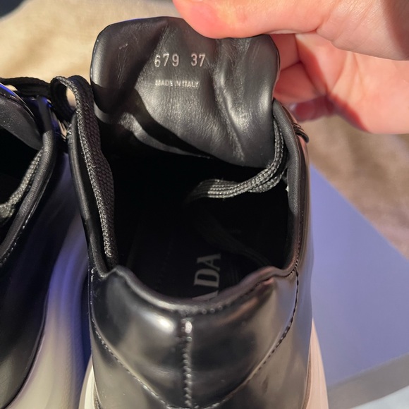 Women’s Prada shoes - Picture 6 of 6